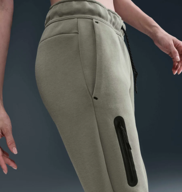 Штаны женские Nike Sportswear Tech Fleece (HV6779-320), M