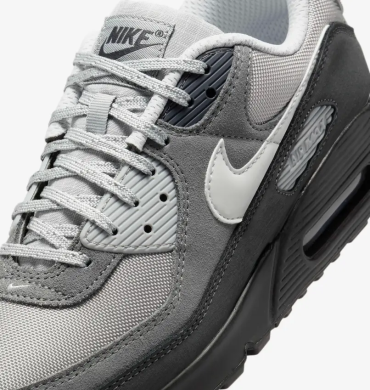 Кроссовки мужские Nike Air Max 90 (HQ3817-001), EUR 47,5