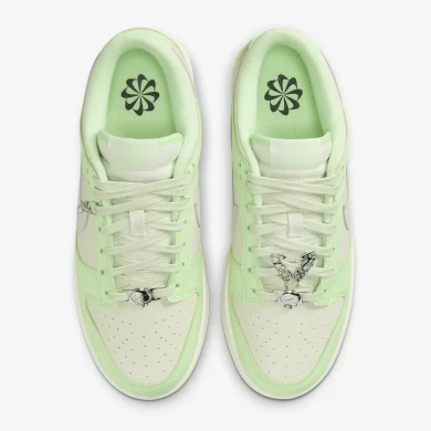 Кросівки Жіночі Nike Dunk Low Nn Se (FN6344-001), EUR 38