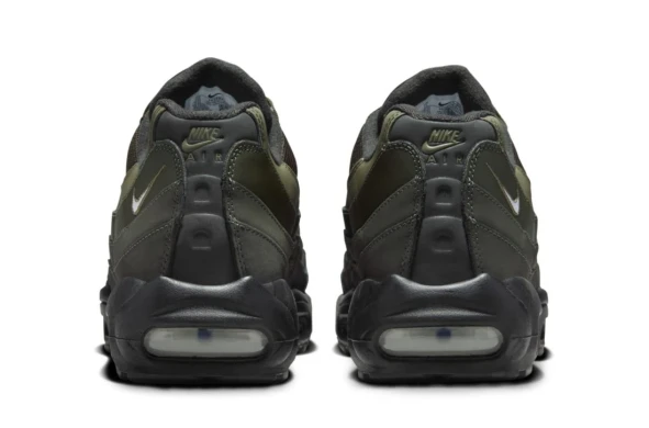 Чоловічі кросівки Nike Air Max 95 'Sequoia' (HQ3825-300), EUR 38,5