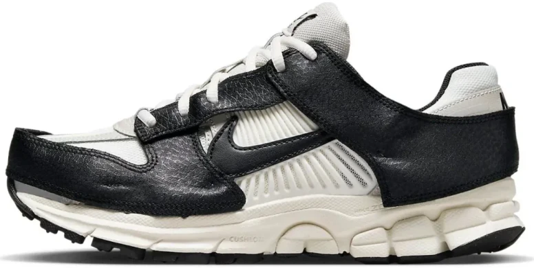 Женские кроссовки Nike W Zoom Vomero 5 (FJ5474-133), EUR 38,5