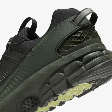 Кроссовки Nike Zoom Vomero Roam 'Sequoia' (FV2295-300), EUR 40