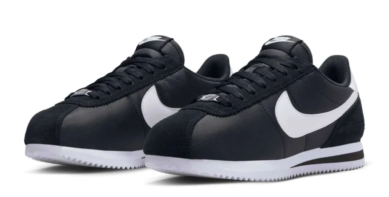 Кросівки жіночі Nike Cortez Nylon 'Black/White' (DZ2795-001), EUR 38