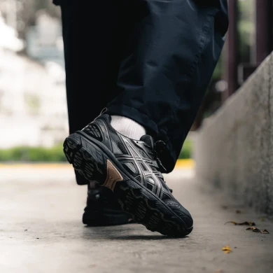 Чоловічі кросівки ASICS Gel-Nunobiki "Black & Taupe Grey" (1203A536-001), EUR 42