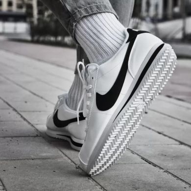 Оригінальні кросівки Nike Cortez Basic (819719-100), EUR 48,5