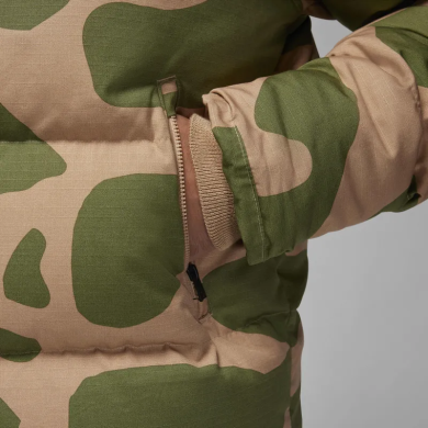 Пуховик Air Jordan Flight Heritage 'Camo' (FB6988-200), XL