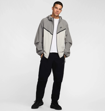 Брюки мужские Nike Tech Woven Pants (HM8241-010)