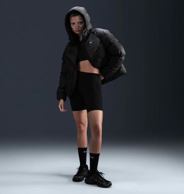 Женская куртка Nike NSW Windpuffer Storm-Fit (HF7865-010)