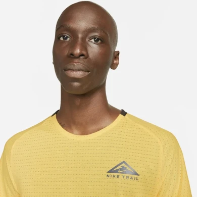 Футболка чоловіча Nike Dri-Fit Trail Solar Chase (DV9305-848), XL