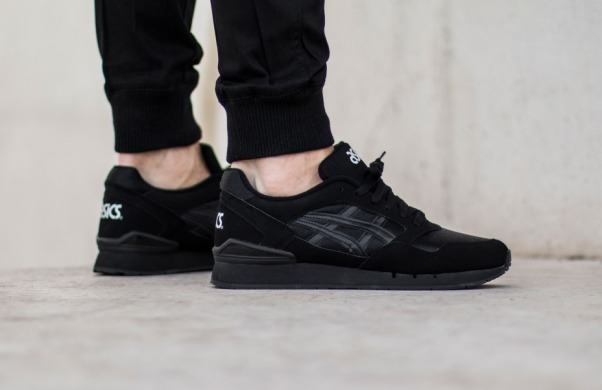 Кросiвки Оригiнал Asics Gel-Atlanis "Black", EUR 42,5