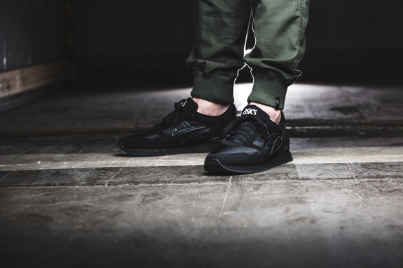 Кросiвки Оригiнал Asics Gel-Atlanis "Black", EUR 42,5
