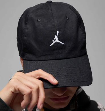 Кепка Air Jordan Unstructured Curved-Bill Hat (HQ1963-010), M/L