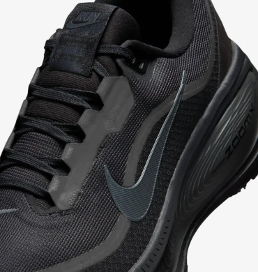 Кросівки чоловічі Nike Vomero 18 GORE-TEX (HQ7001-001), EUR 41