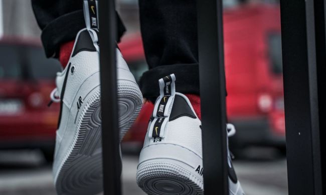 Чоловічі кросівки Nike Air Force 1 07' LV8 Utility "White", EUR 42