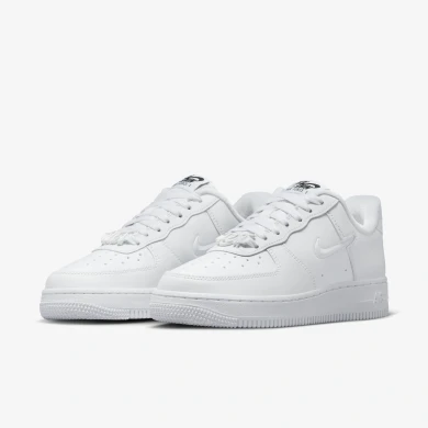 Кроссовки Женские Nike Air Force 1 Low '07 Se Just Do It Triple White (FB8251-100), EUR 39