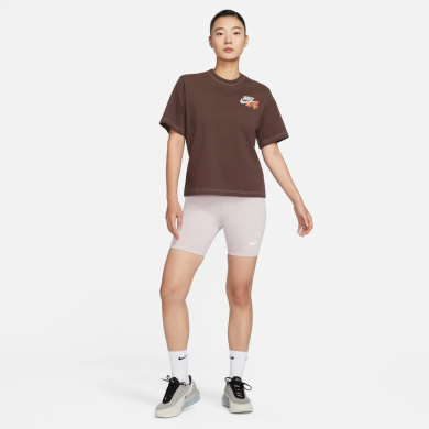 Шорти женские Nike Sportswear Classic High-Rise 8" (DV7797-019), XS