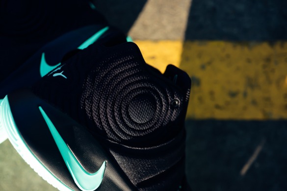 Баскетбольные кроссовки Nike Kyrie 2 "Green Glow", EUR 46