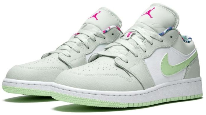 Кроссовки Air Jordan 1 Low 'Barely Grey Frosted Spruce', EUR 36