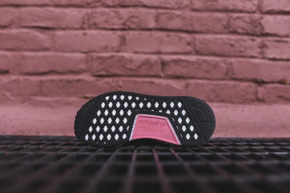 Кроссовки Adidas NMD Runner “Pink/Peach/Black”, EUR 37
