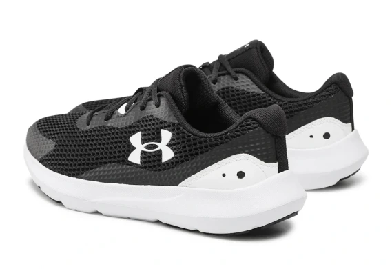 Кроссовки Мужские Under Armour Surge 3 (3024883-001), EUR 42,5