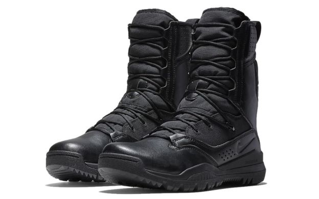 Оригинальные ботинки Nike 8 Inch Special Field Boot "Triple Black" (AO7507-001), EUR 42