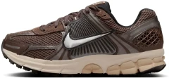 Женские кроссовки Nike W Air Zoom Vomero 5 (FN6742-201)