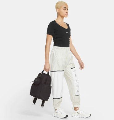 Жіночий рюкзак Nike Futura Luxe Mini (CW9335-010)