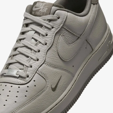Мужские кроссовки Nike Air Force 1 '07 LV8 'Light Army' (HM9483-300), EUR 38,5