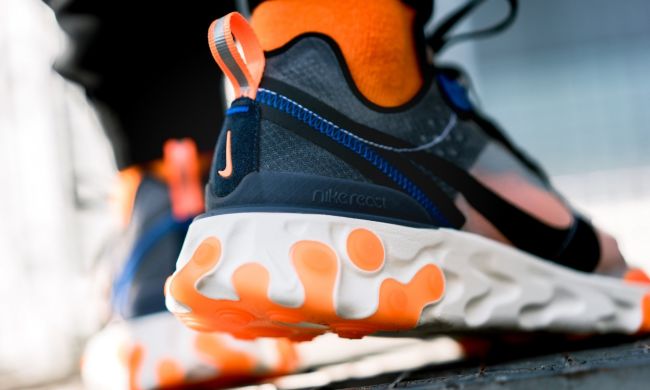 Чоловічі кросівки Nike React Element 87 Thunder "Blue/Total/Orange", EUR 44,5