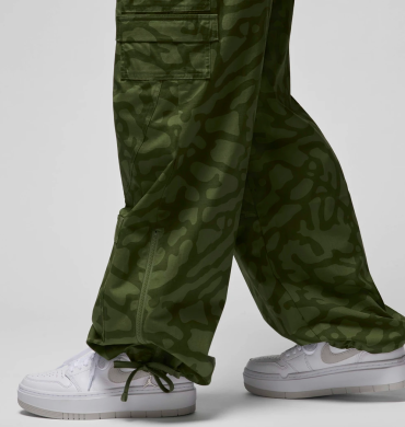 Штани жіночі Air Jordan Chicago (FD7212-340), M