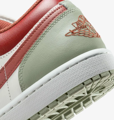 Кроссовки мужские Air Jordan 1 Low 'Jade Horizon' (553558-133), EUR 41