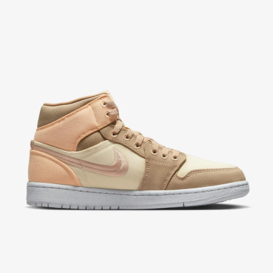 Жіночі кросівки Nike Air Jordan 1 Mid SE (DV0427-102)