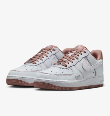 Кроссовки женские Nike Air Force 1 07 Mini Jewel (IB6543-100), EUR 40,5