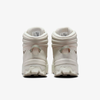 Кросівки жіночі Nike City Classic Premium (FZ8629-100), EUR 39