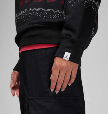 Свитшот Air Jordan Essentials Holiday Crew (FD7463-010), L